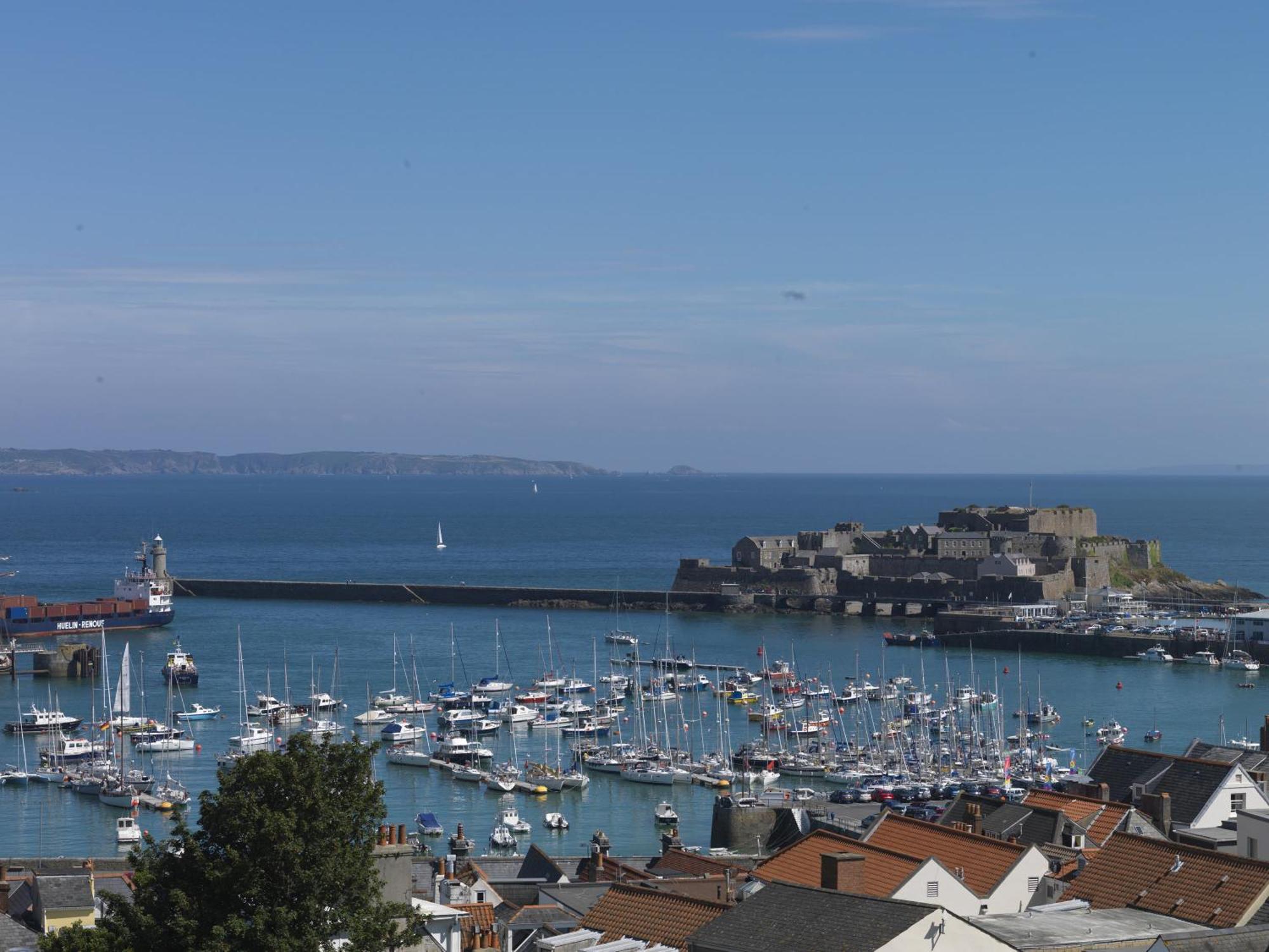 The Old Government House Hotel & Spa Saint Peter Port Exterior foto