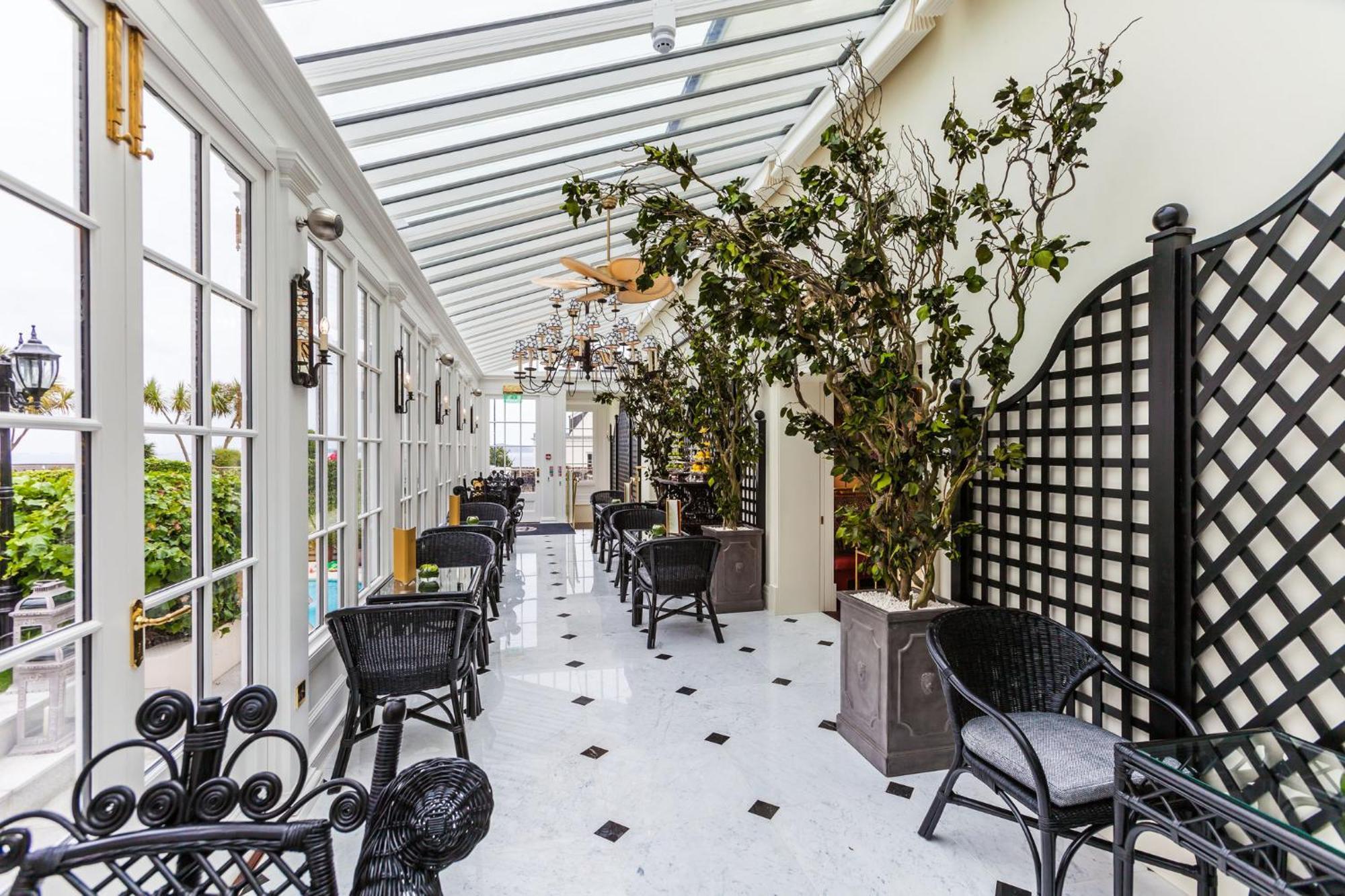 The Old Government House Hotel & Spa Saint Peter Port Exterior foto